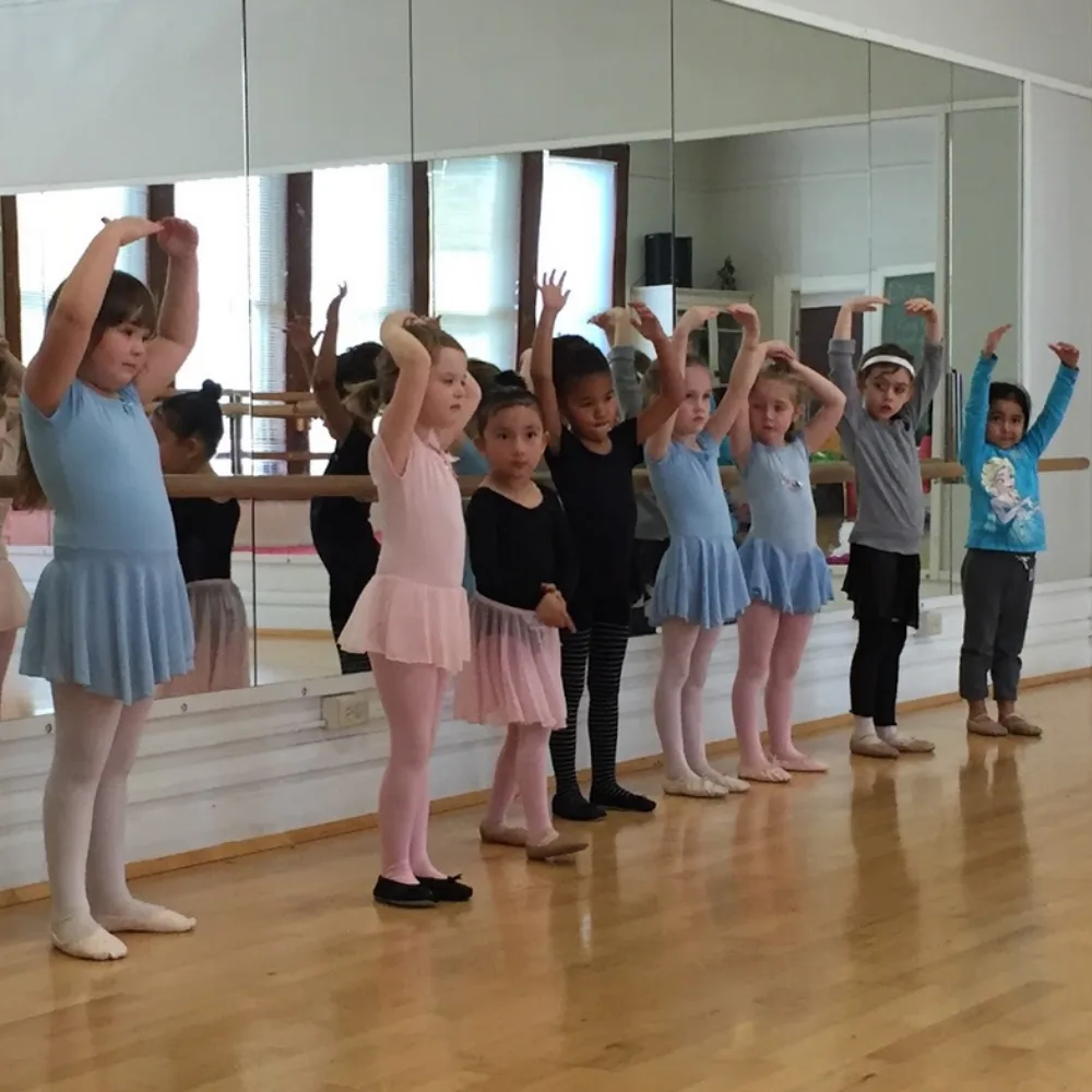 Introduction to Ballet and Jazz (Ages 6-8)
