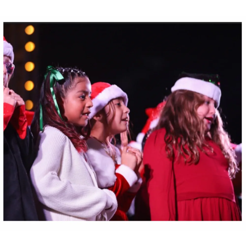 Sonoma Kids Holiday Chorus led by Curley and Curlier